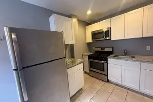 1224 Tasker St, Philadelphia, PA 19148 - Photo 2