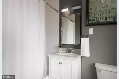 1324 Locust Street #1025, Philadelphia, PA 19107 - Photo 14