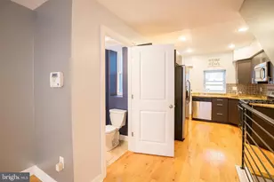2033 Manton St, Philadelphia, PA 19146 - Photo 4