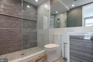 1340 S 13th St, Philadelphia, PA 19147 - Photo 14