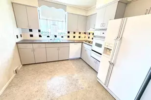 1606 Fox Chase Rd, Philadelphia, PA 19152 - Photo 10