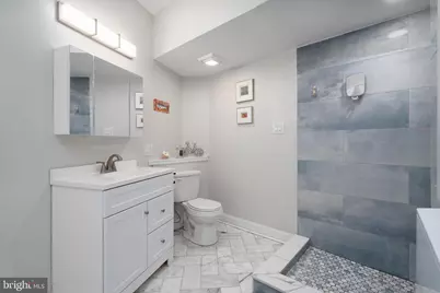 311 N Front Street, Philadelphia, PA 19106 - Photo 20