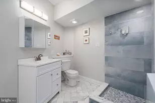 311 N Front St, Philadelphia, PA 19106 - Photo 20