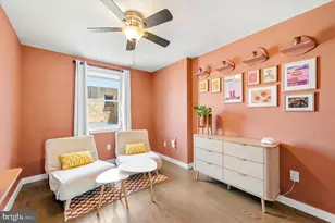 1923 S 10th St, Philadelphia, PA 19148 - Photo 18