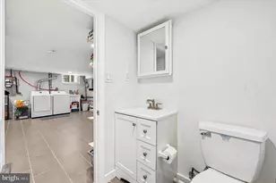 1923 S 10th St, Philadelphia, PA 19148 - Photo 24