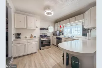 2132 Grant Avenue, Philadelphia, PA 19115 - Photo 12