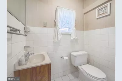 2132 Grant Avenue, Philadelphia, PA 19115 - Photo 34
