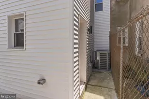 1725 W Thompson St, Philadelphia, PA 19121 - Photo 48