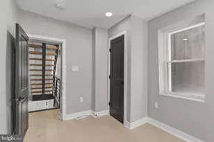 1725 W Thompson St, Philadelphia, PA 19121 - Photo 16