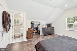 9345 Annapolis Rd, Philadelphia, PA 19114 - Photo 12