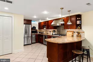 502 S 11th St, Philadelphia, PA 19147 - Photo 8