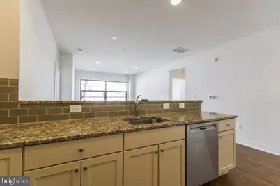 600 S 24th Street #213, Philadelphia, PA 19146 - Photo 4