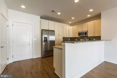 600 S 24th Street #213, Philadelphia, PA 19146 - Photo 6