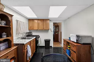 2640 Tulip St, Philadelphia, PA 19125 - Photo 10