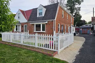 804 Marchman Rd, Philadelphia, PA 19115 - Photo 2