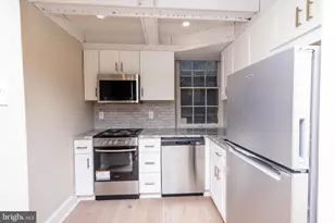 901 Clinton St, Philadelphia, PA 19107 - Photo 8