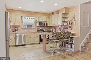 2742 Mower St, Philadelphia, PA 19152 - Photo 10