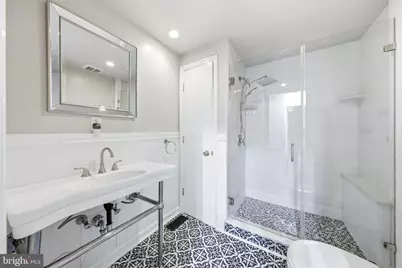 2245 Pemberton Street, Philadelphia, PA 19146 - Photo 24