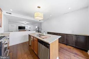 2245 Pemberton St, Philadelphia, PA 19146 - Photo 14