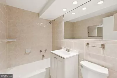 2101 Chestnut Street #1521-R, Philadelphia, PA 19103 - Photo 16