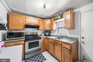 2453 Jasper St, Philadelphia, PA 19125 - Photo 8