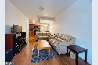 1131 Green Street #1, Philadelphia, PA 19123 - Photo 2