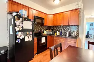 1131 Green St, Philadelphia, PA 19123 - Photo 10