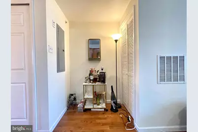 1131 Green Street #3, Philadelphia, PA 19123 - Photo 2