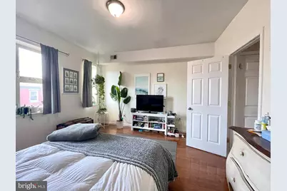 1131 Green Street #3, Philadelphia, PA 19123 - Photo 18