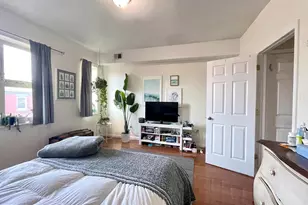 1131 Green St, Philadelphia, PA 19123 - Photo 18