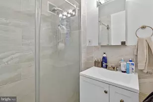 1324 Locust St, Philadelphia, PA 19107 - Photo 8
