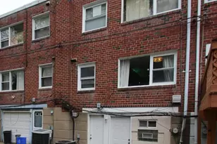 2734 W Country Club Rd, Philadelphia, PA 19131 - Photo 30
