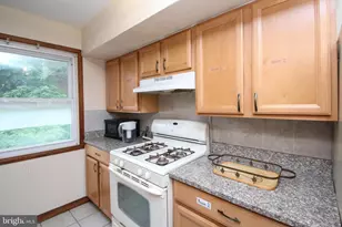 2734 W Country Club Rd, Philadelphia, PA 19131 - Photo 12