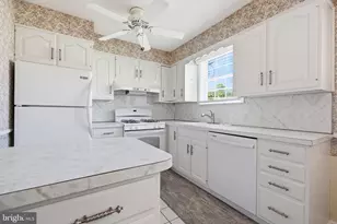 3817 Kirkwood Rd, Philadelphia, PA 19114 - Photo 14