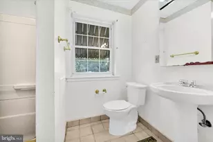 110 Greendale Rd, Philadelphia, PA 19154 - Photo 16