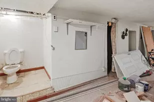 2528 W Sergeant St, Philadelphia, PA 19132 - Photo 12