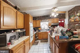2528 W Sergeant St, Philadelphia, PA 19132 - Photo 6