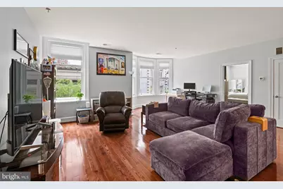 1811 Chestnut Street #301, Philadelphia, PA 19103 - Photo 4