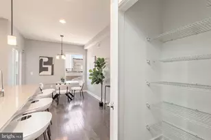 165 E Allen St, Philadelphia, PA 19125 - Photo 16