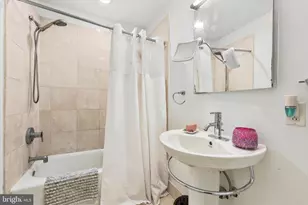 1101 Locust St, Philadelphia, PA 19107 - Photo 14