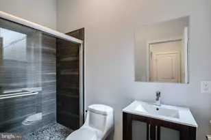 927 N 2nd St, Philadelphia, PA 19123 - Photo 10