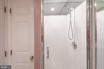 1635 E Passyunk Avenue #2ND FLR, Philadelphia, PA 19148 - Photo 8