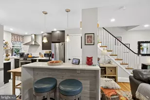 7704 Ardleigh St, Philadelphia, PA 19118 - Photo 10