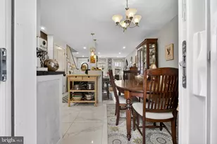 7704 Ardleigh St, Philadelphia, PA 19118 - Photo 8