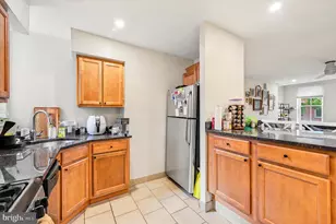 1934 Bainbridge St, Philadelphia, PA 19146 - Photo 8