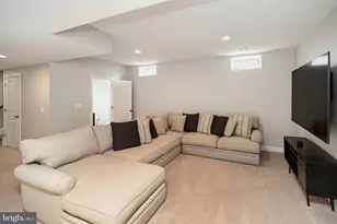 9241 Cambridge St, Philadelphia, PA 19114 - Photo 34
