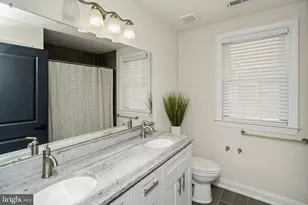 9241 Cambridge St, Philadelphia, PA 19114 - Photo 22