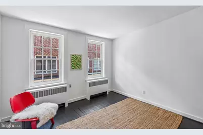 2410 Manning Street, Philadelphia, PA 19103 - Photo 16
