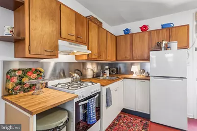 2410 Manning Street, Philadelphia, PA 19103 - Photo 6