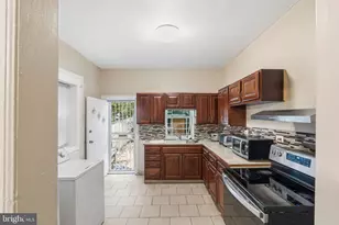 7056 Saybrook Ave, Philadelphia, PA 19142 - Photo 8